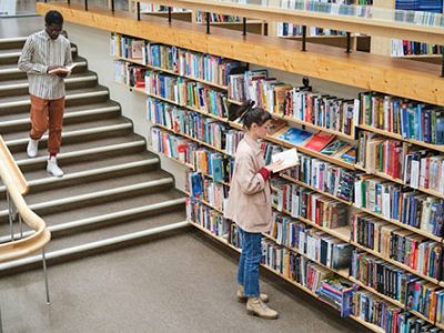 Helping Public Libraries Thrive in a Digital Age Helping Public Libraries Thrive in a Digital Age